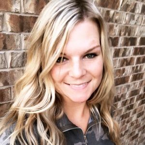 Meet your Posher, Mistie